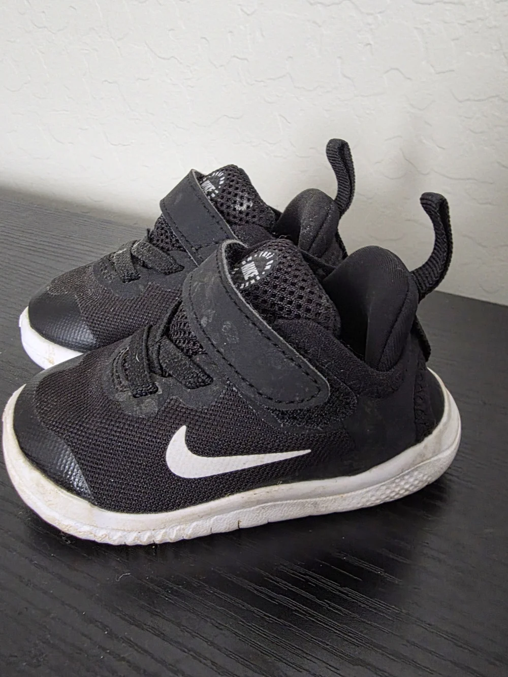 Toddler Nike Size 4c Black Lightweight Athletic Sneakers